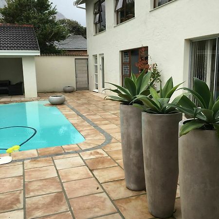 Four Pines Lodge Hermanus Esterno foto